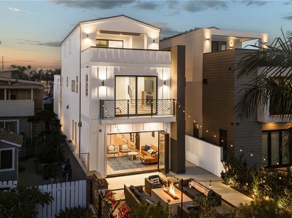 1004 Huntington, Huntington Beach CA 92648