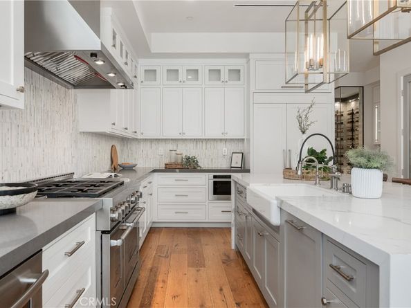 1004 Huntington, Huntington Beach CA 92648