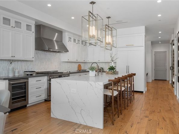 1004 Huntington, Huntington Beach CA 92648