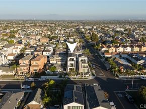 1004 Huntington, Huntington Beach CA 92648