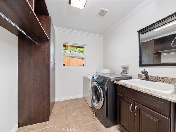 2047 Carolwood, Arcadia CA 91006