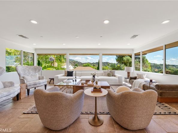 2047 Carolwood, Arcadia CA 91006