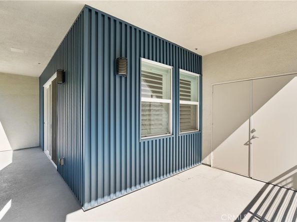 300 E 4th Street 205, Long Beach CA 90802