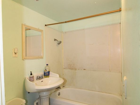 6271 Cherry Avenue, Long Beach CA 90805