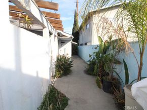 6271 Cherry Avenue, Long Beach CA 90805