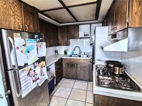 6271 Cherry Avenue, Long Beach CA 90805