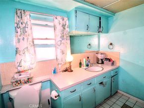 6271 Cherry Avenue, Long Beach CA 90805