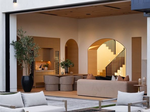 2100 Windward Ln, Newport Beach CA 92660