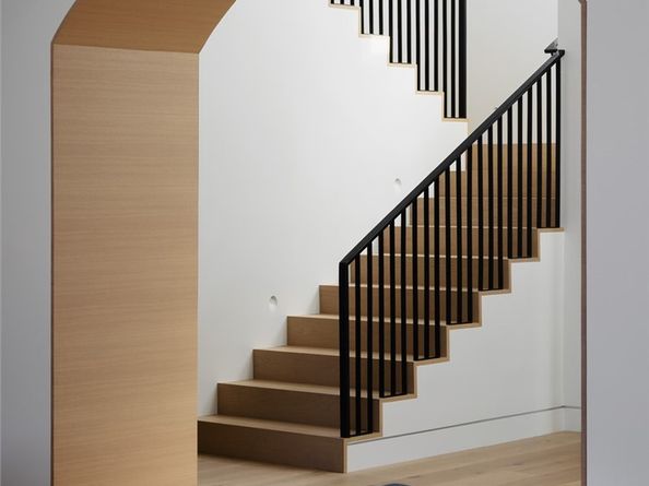 2100 Windward Ln, Newport Beach CA 92660