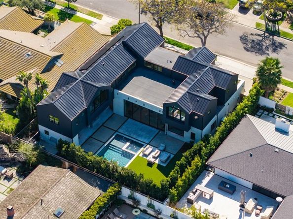 2100 Windward Ln, Newport Beach CA 92660