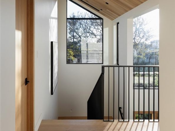 2100 Windward Ln, Newport Beach CA 92660