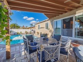 605 N La Reina, Anaheim CA 92801