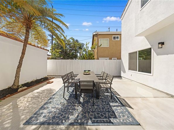 204 Lincoln Ave, Huntington Beach CA 92648
