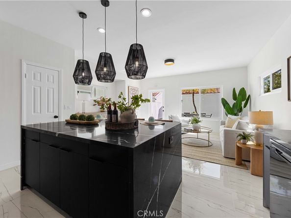 204 Lincoln Ave, Huntington Beach CA 92648