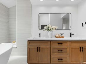204 Lincoln Ave, Huntington Beach CA 92648