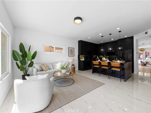 204 Lincoln Ave, Huntington Beach CA 92648