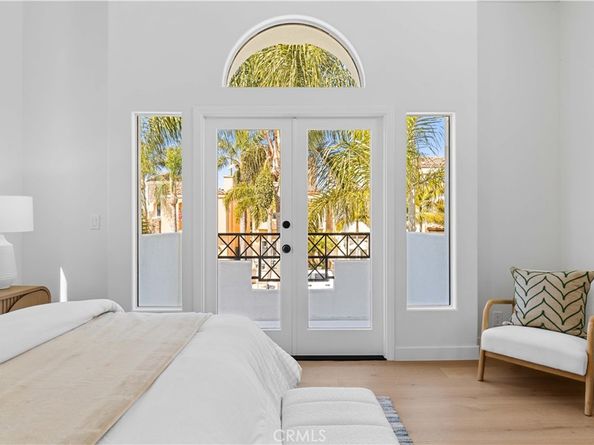 204 Lincoln Ave, Huntington Beach CA 92648