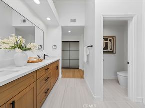 204 Lincoln Ave, Huntington Beach CA 92648