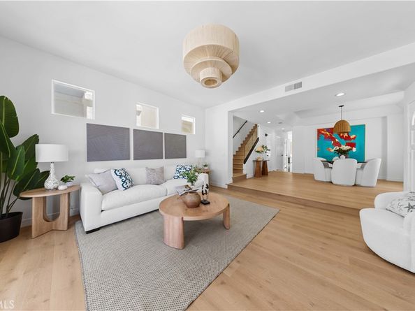 204 Lincoln Ave, Huntington Beach CA 92648
