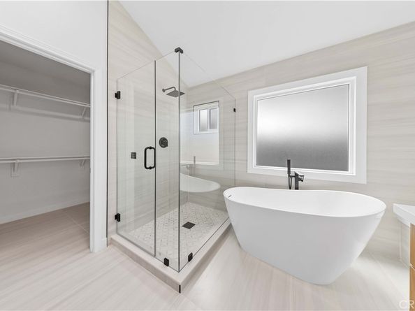 204 Lincoln Ave, Huntington Beach CA 92648