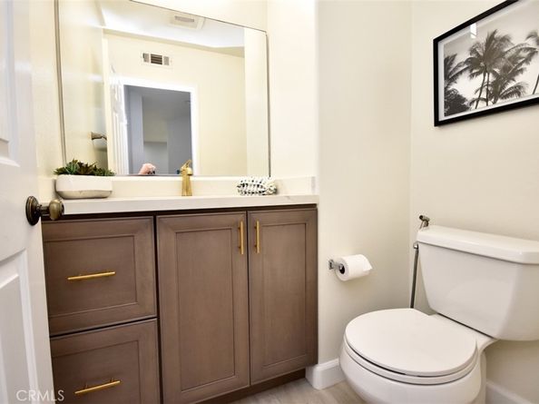 26 Santa Catalina Aisle, Irvine CA 92606