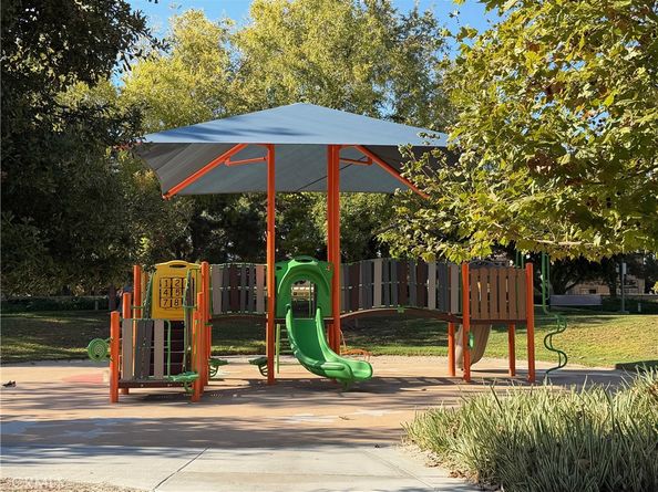 26 Santa Catalina Aisle, Irvine CA 92606