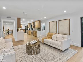 21621 Kaneohe Lane, Huntington Beach CA 92646