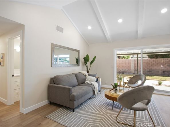 2717 Dayna, Santa Ana CA 92705