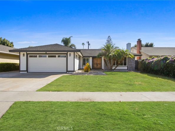 2717 Dayna, Santa Ana CA 92705