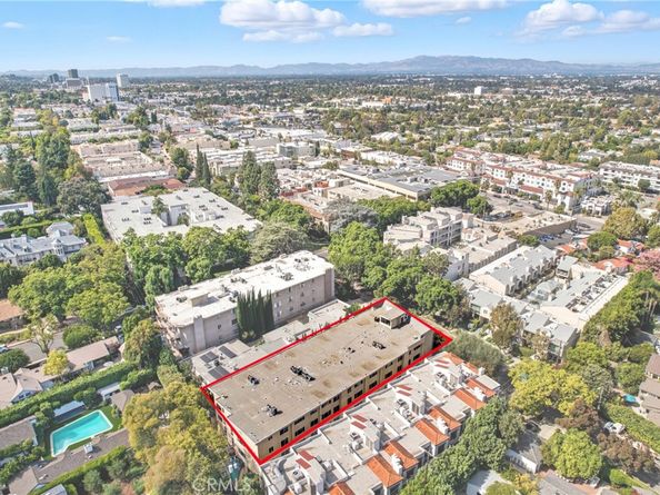 14106 Dickens 302, Sherman Oaks CA 91423