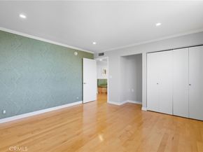 14106 Dickens 302, Sherman Oaks CA 91423