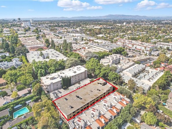 14106 Dickens 302, Sherman Oaks CA 91423