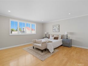 14106 Dickens 302, Sherman Oaks CA 91423