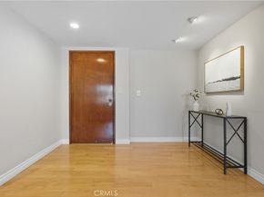 14106 Dickens 302, Sherman Oaks CA 91423