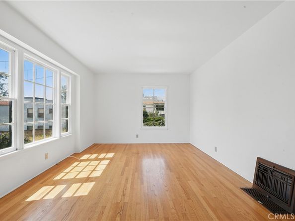 1327 S Burnside, Los Angeles CA 90019