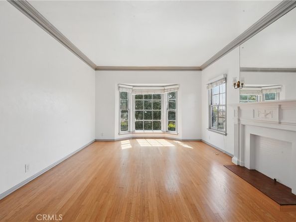 1327 S Burnside, Los Angeles CA 90019