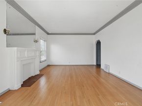 1327 S Burnside, Los Angeles CA 90019