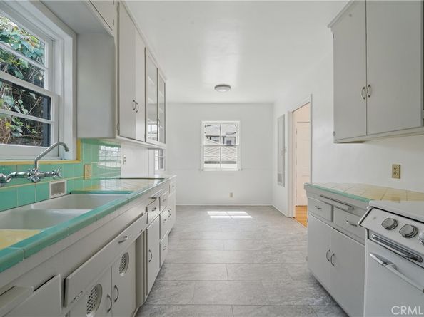 1327 S Burnside, Los Angeles CA 90019