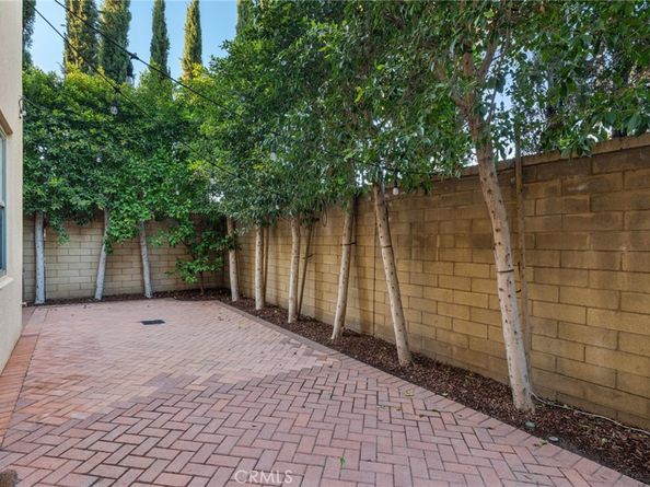 57 Strawberry Grove, Irvine CA 92620