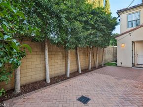 57 Strawberry Grove, Irvine CA 92620