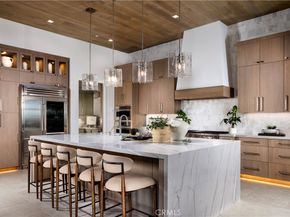 564 Peninsula, Irvine CA 92602