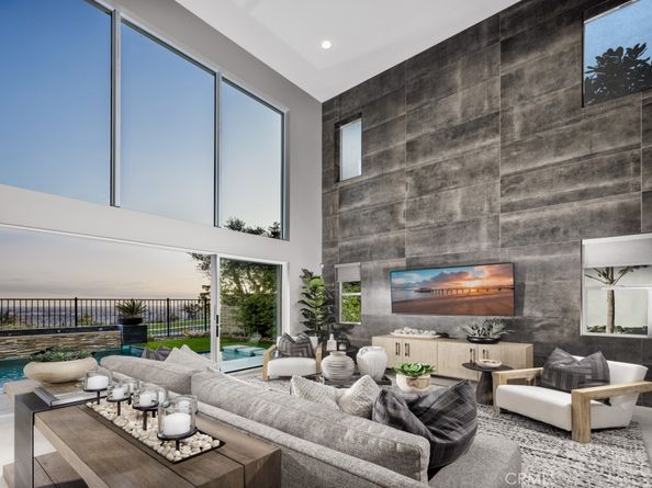 25 Remy Lane, Montebello CA 90640