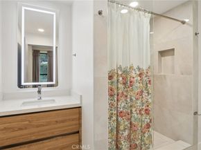 5110 Whitsett Avenue 105, Valley Village CA 91607