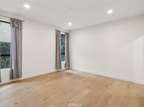 5110 Whitsett Avenue 105, Valley Village CA 91607