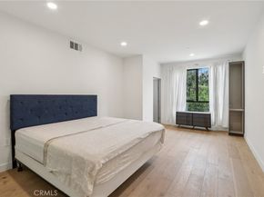 5110 Whitsett Avenue 105, Valley Village CA 91607