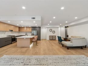 5110 Whitsett Avenue 105, Valley Village CA 91607