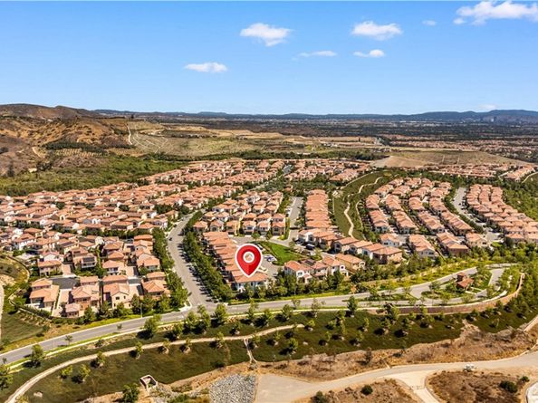 100 Viano, Irvine CA 92602