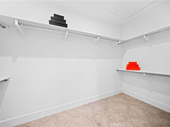 100 Viano, Irvine CA 92602