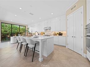 100 Viano, Irvine CA 92602