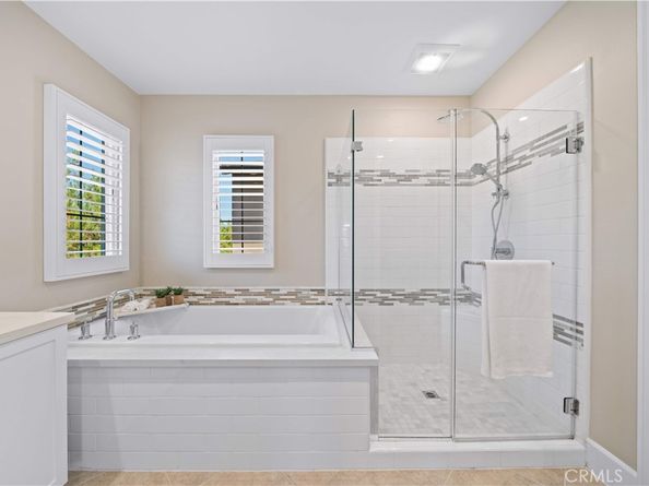 100 Viano, Irvine CA 92602